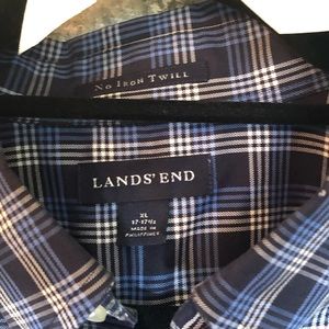 Lands’  End men’s shirt